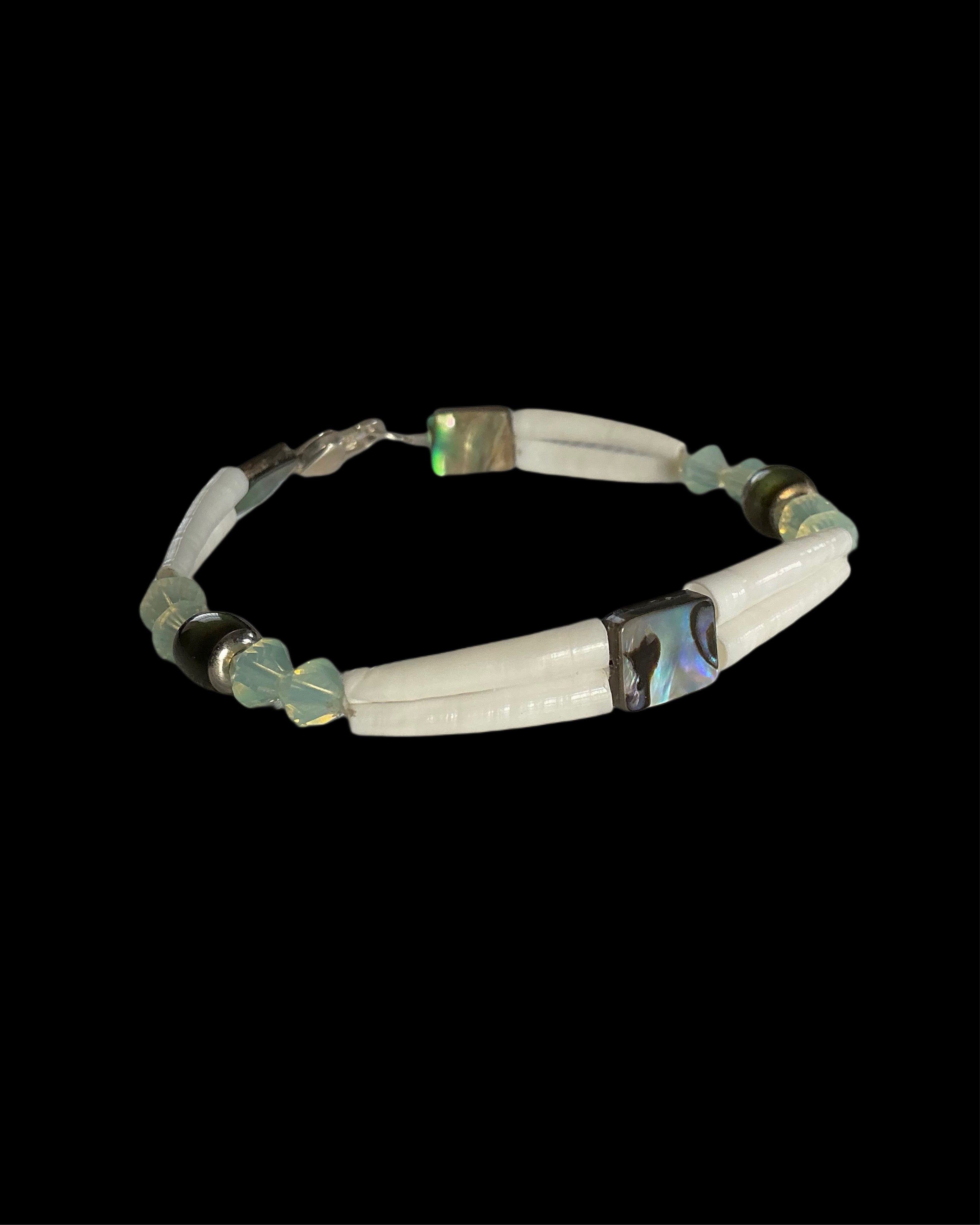 Dentalium Bracelet - Mirage Bead (Thermo-Sensitive)