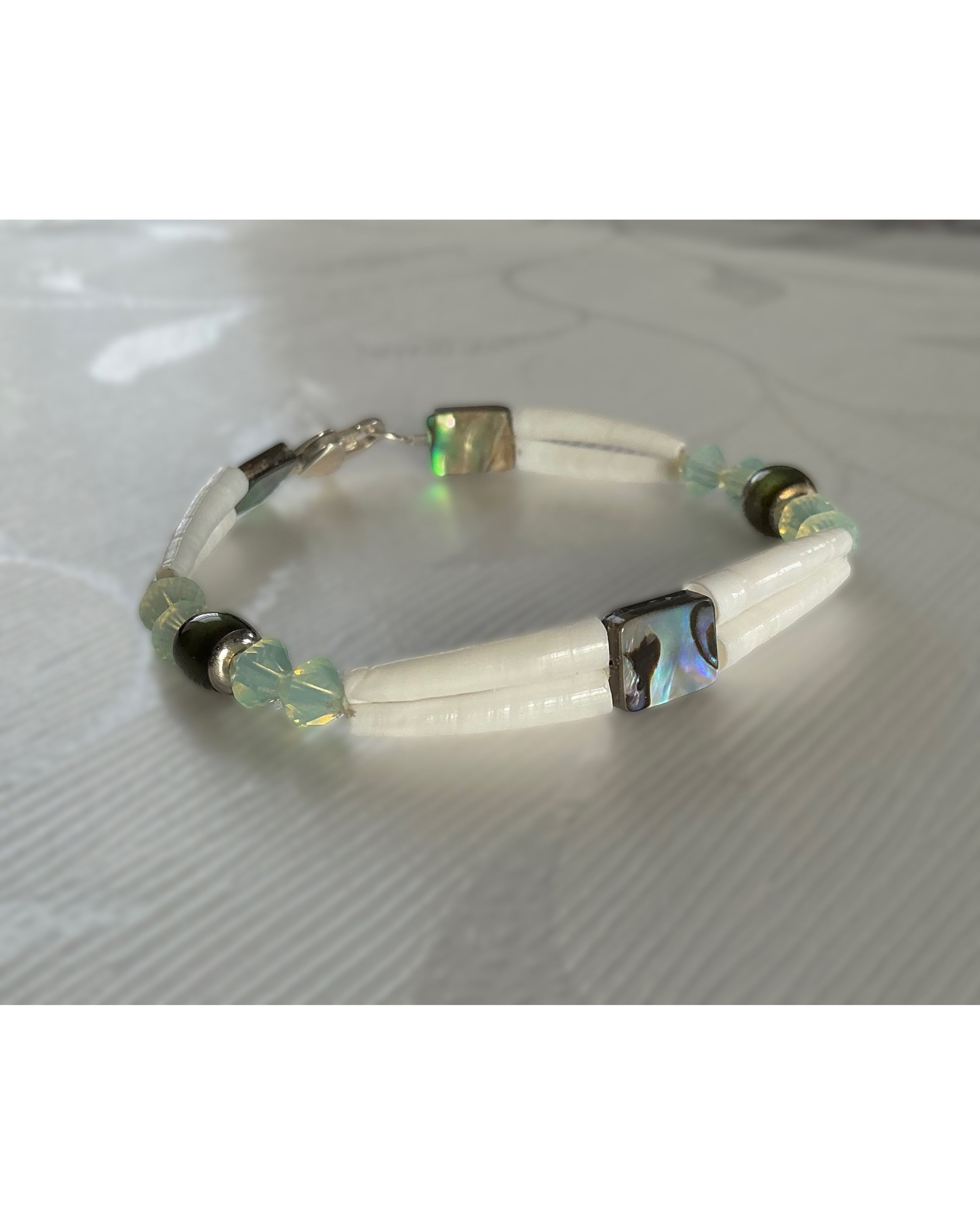 Dentalium Bracelet - Mirage Bead (Thermo-Sensitive)